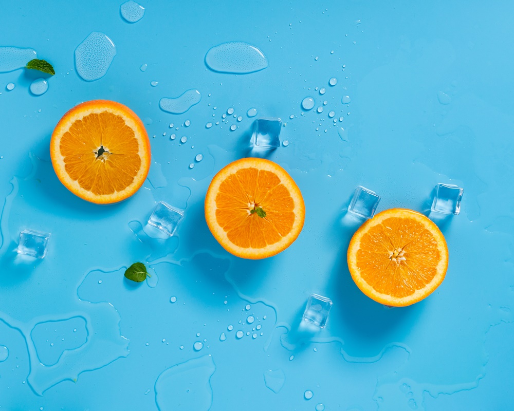 φρεσκοστυμμένος χυμός πορτοκαλιού